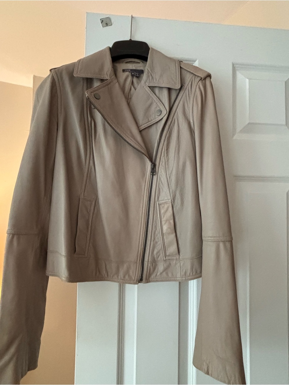 Vince size M Women's Taupe Leather Moto Jacket